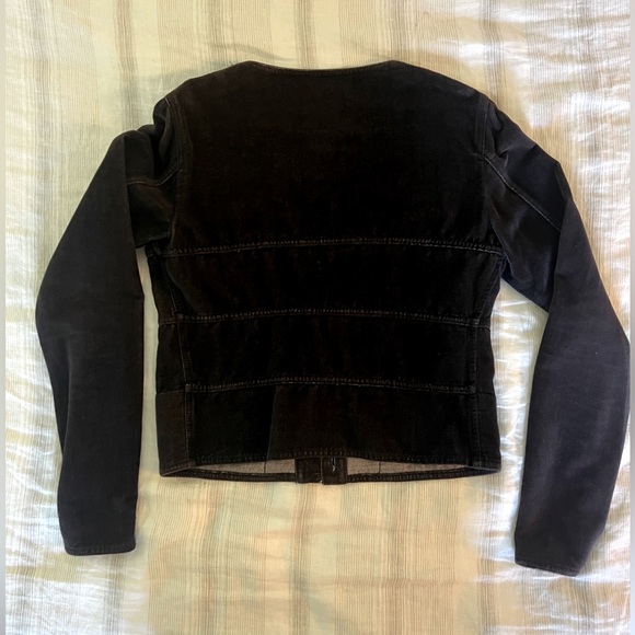 Chanel collarless velour jacket. Size 38 (M) - Picture 6 of 11